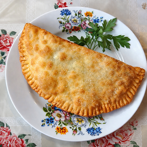 Чебурек с говядиной 1 шт