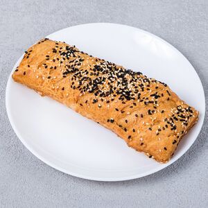 Слойка с сосиской и сыром 