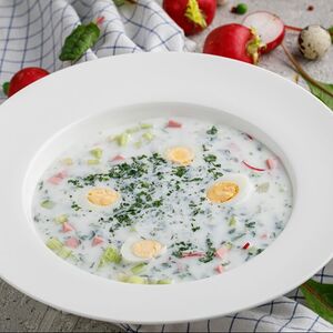 Окрошка на кефире с говядиной