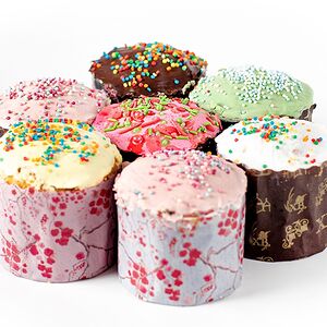 Набор из семи творожных куличей