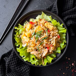 Тяхан с курочкой и ананасом