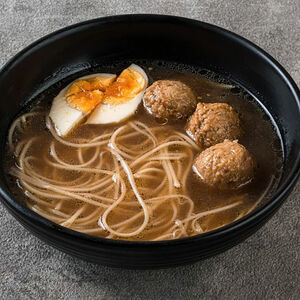 Детский рамэн с фрикадельками