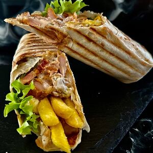 Сувлак в лаваше со свининой