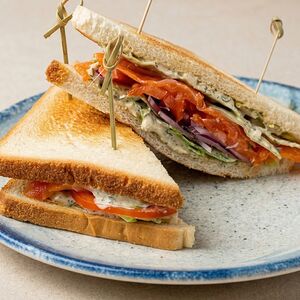 Сэндвич с форелью