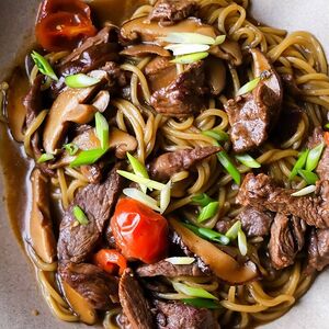 Лапша с говядиной