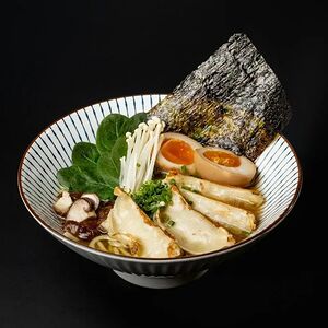 Рамен с гедза