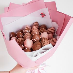 Букет из клубники в шоколаде «Романтика»