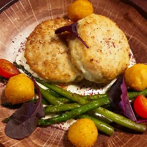 Щучьи котлеты со спаржей