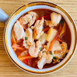 Курица в сладком Чили с ананасами