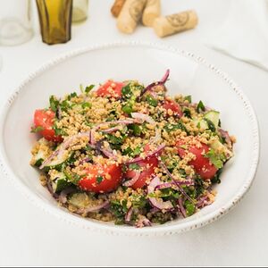 Овощной салат по-грузински с орехами