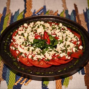 Томаты по-аджарски с сыром чанах