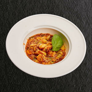 Ньокки болоньезе