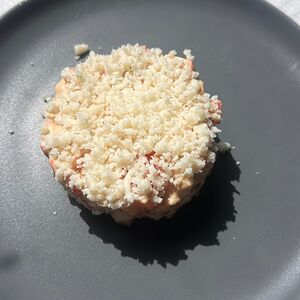 Салат крабовый с томатом
