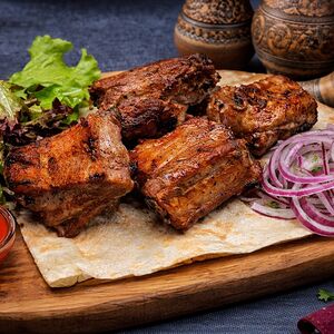 Шашлык из свиных ребер