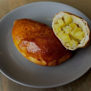 Пирожок с картошкой