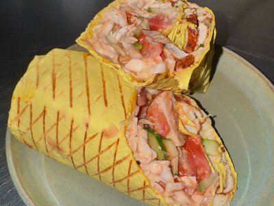 Шаурма с курицей, бараниной и говядиной микс