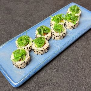 Веган ролл с чукой