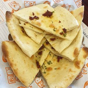 Фокачча с вялеными томатами