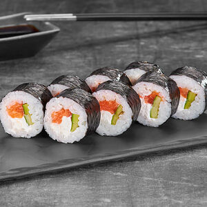 Мини ролл с копченой кетой