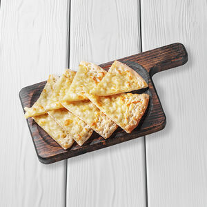 Фокачча с чесноком и оливковым маслом