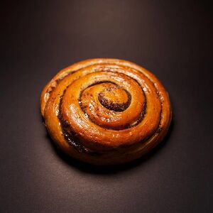 Улитка с маком