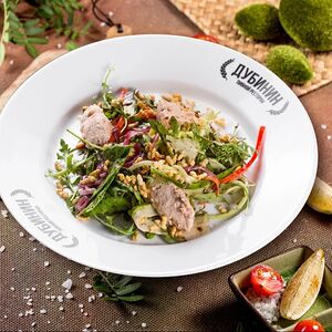 Салат с риетом из лосося 