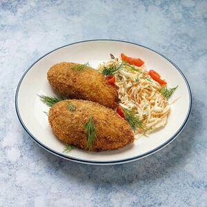 Картофельные зразы с салатом коул-слоу