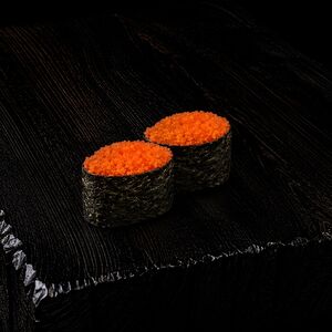 Гункан с тобико