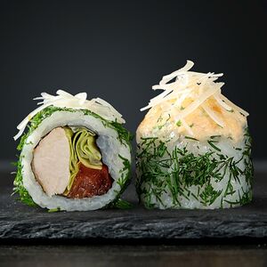 Цезарь запеченный ролл