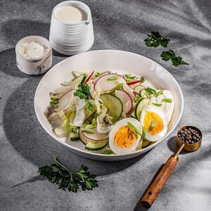 Салат из редиса с яйцом