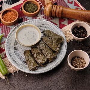 Долма по-авлабарски с мацони