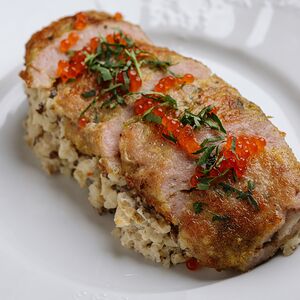 Кебаб из сома с грибами и рисовой кашей