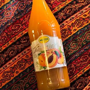 Могох Персиковый