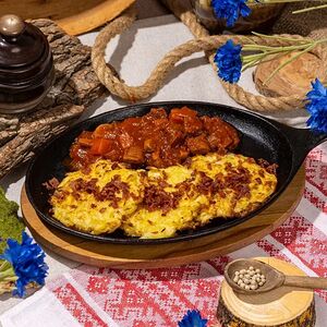 Драники с гуляшом