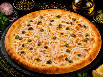 Курочка с каперсами и соусом Песто