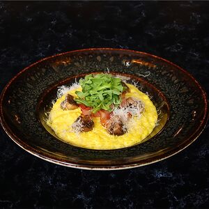 Ризотто с беконом, шампиньонами и руколой