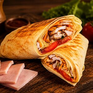 Шаверма сырная с курицей и ветчиной