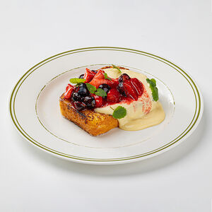 French Toast, Brule, англез, ягоды