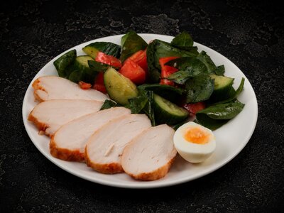 Куриное филе с овощами по-итальянски