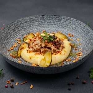 Бефстроганов с картофельным пюре