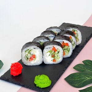 Овощной ролл (вегетарианский) 8 шт
