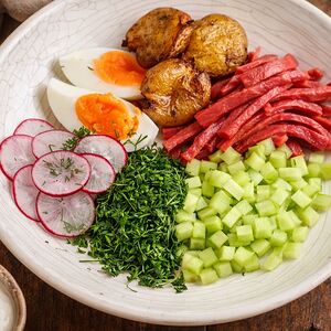 Окрошка с ростбифом на квасе