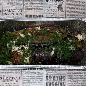 Баклажанные дольки на мангале с чесноком и зеленью 