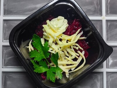 Салат из свеклы с сыром