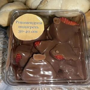 Клубника и банан в шоколаде 