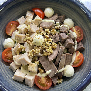 Салат мясной микс