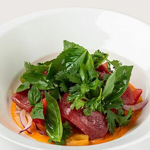 Тунец Аками и халапеньо