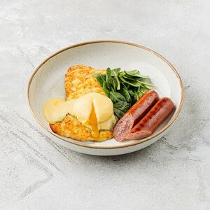 Хашбрауны картофельные с говяжьими колбасками