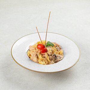 Феттуччине с курицей и грибами