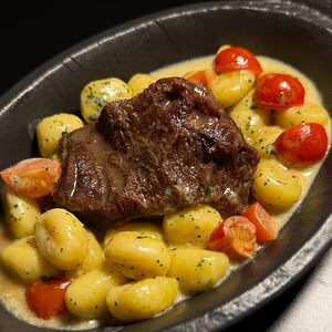 Щеки с лаймом и ньокки